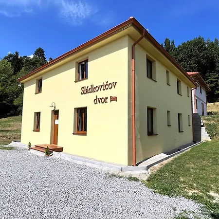 Vendégház Sladkovicov Dvor 3*